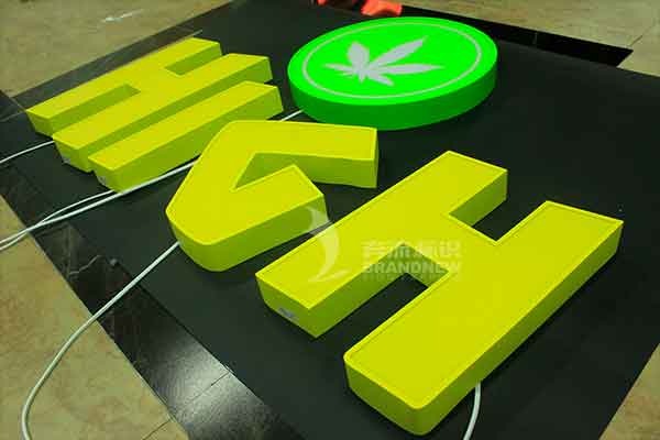 亚克力LED发光字